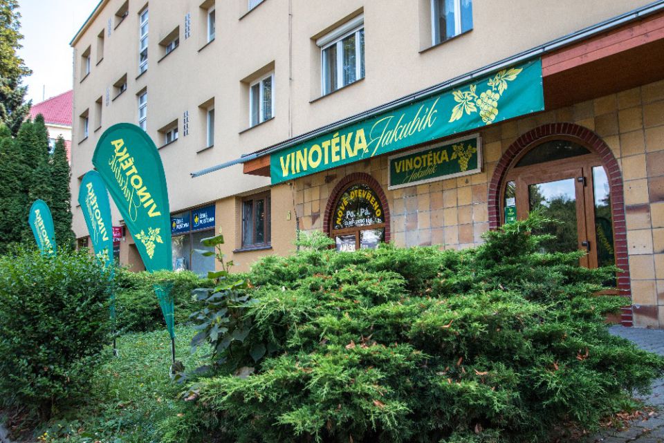 Vinotéka Zlín Vinařství Vajbar