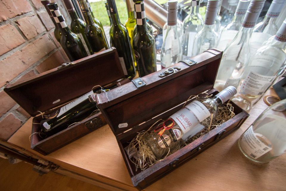 Vinotéka Zlín Vinařství Vajbar